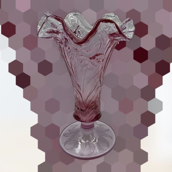 FENTON Vtg  Daffidil Floral Vase w/ Ruffled Edge & Footed Rose Pink Unique Color - Picture 3 of 16
